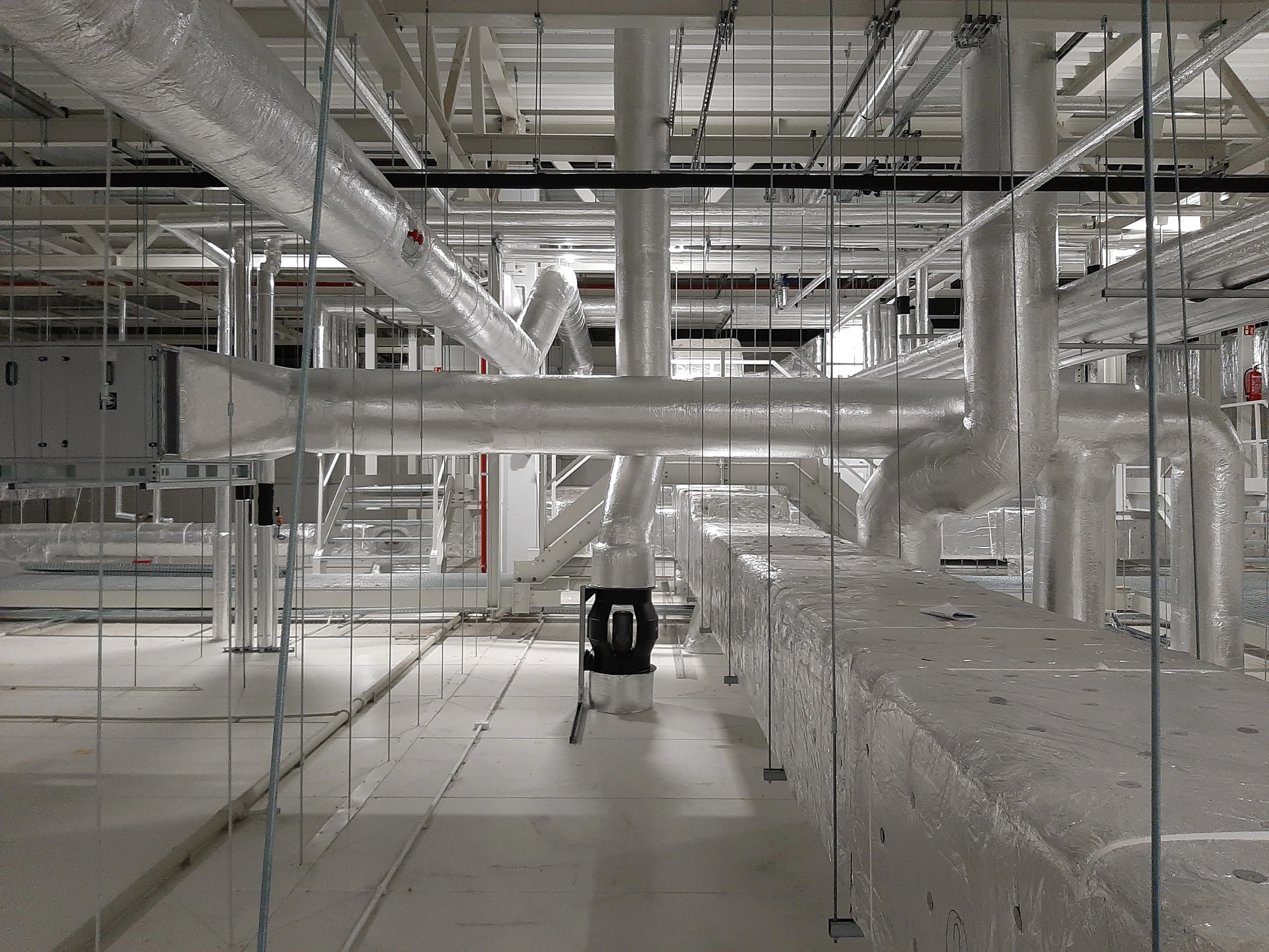 Instalacje wentylacyjne i osuszające dla hal - APL TECH